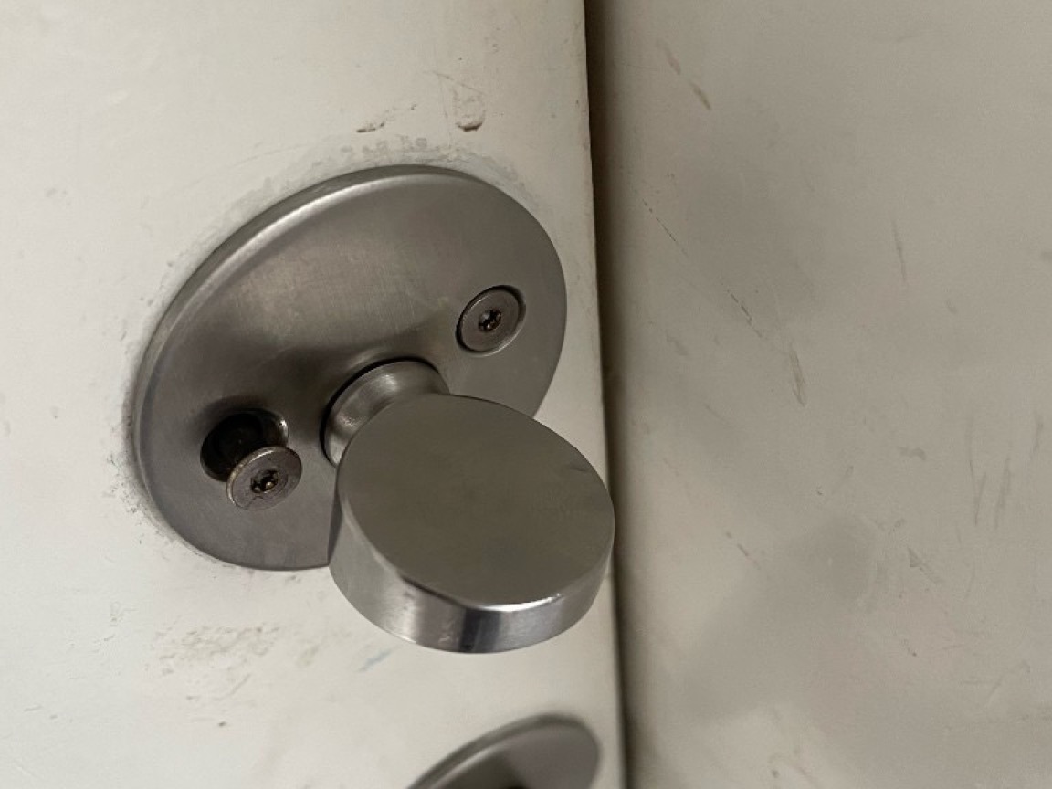 Låse, døre og beslag